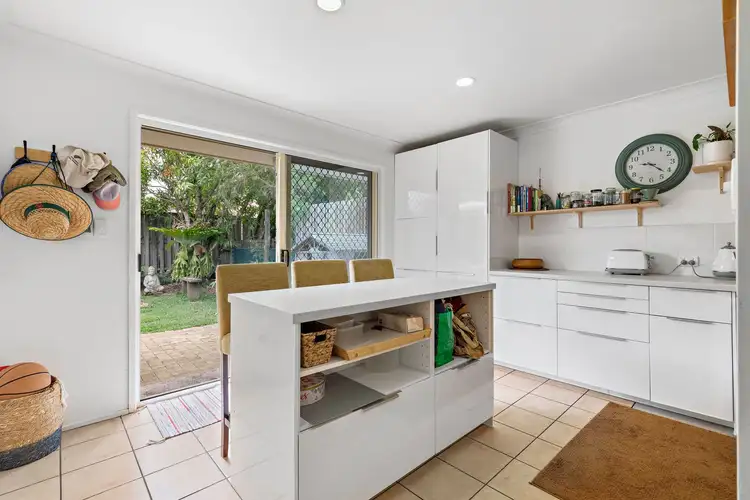 2/34 Bushlands Drive, Noosaville QLD 4566