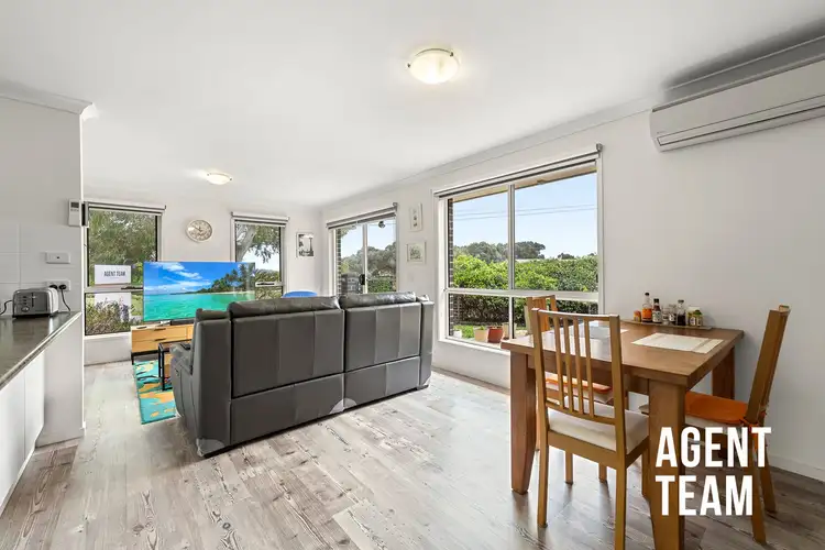 Fifth view of Homely townhouse listing, 90 Eccles Circuit, Macgregor ACT 2615