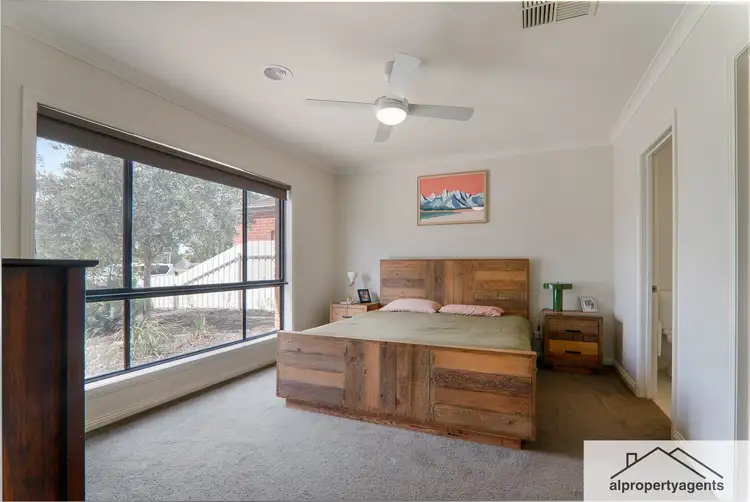 Sixth view of Homely house listing, 3 Fisher Square, Horsham VIC 3400