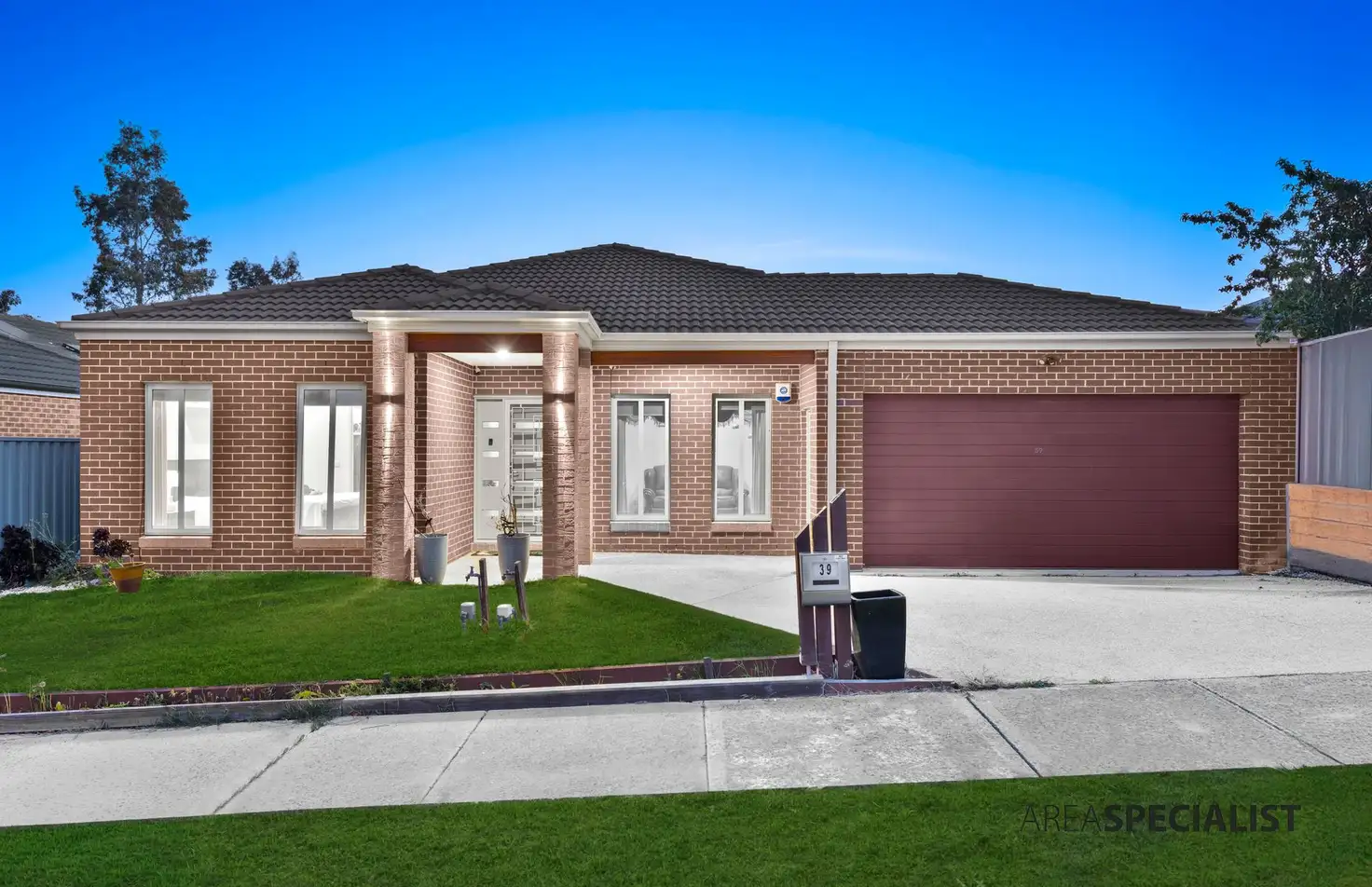 Main view of Homely house listing, 39 Waterloo Road, Cranbourne East VIC 3977