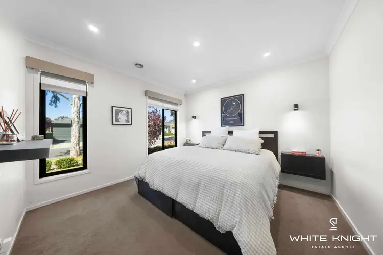 Second view of Homely house listing, 21 Eminence Way, Craigieburn VIC 3064