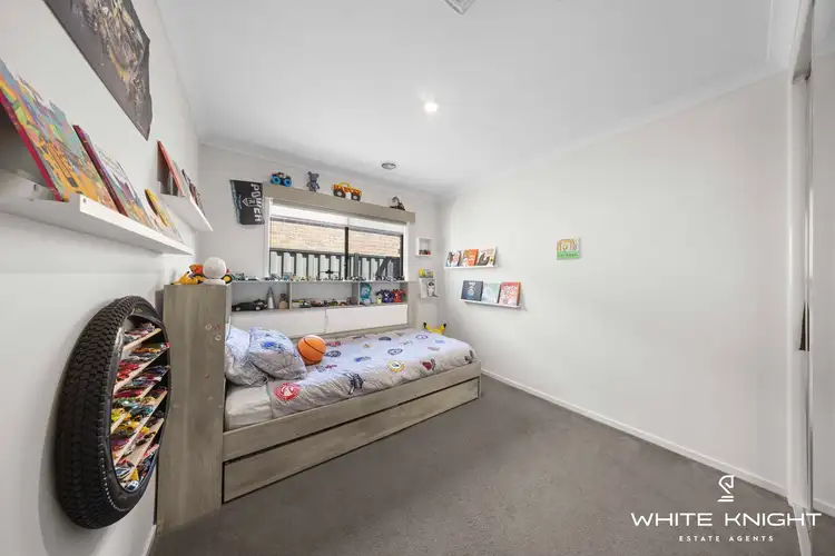 Fifth view of Homely house listing, 21 Eminence Way, Craigieburn VIC 3064