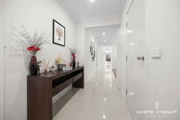 Sixth view of Homely house listing, 21 Eminence Way, Craigieburn VIC 3064