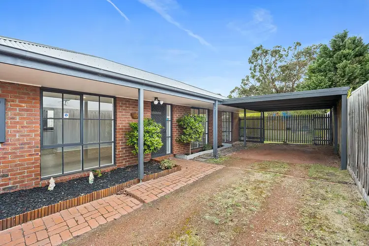31 Taketa Crescent, Frankston VIC 3199