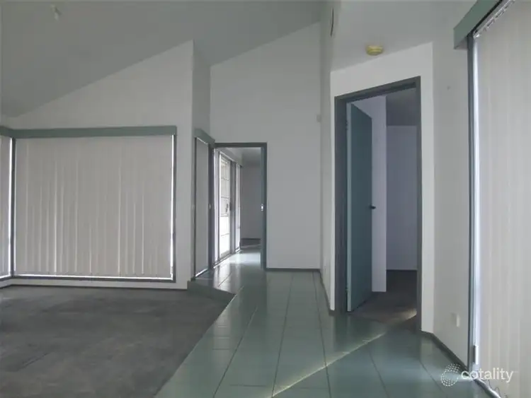 Fifth view of Homely townhouse listing, 4 jericho Crt, Berwick VIC 3806