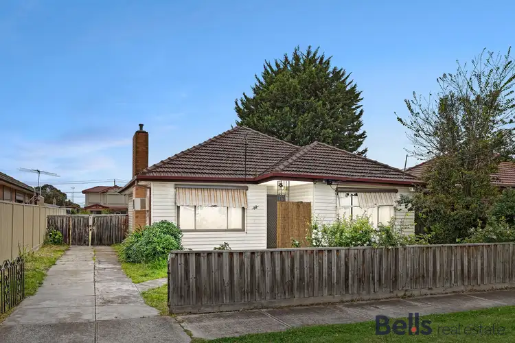 13 Baynton Avenue, Sunshine North VIC 3020