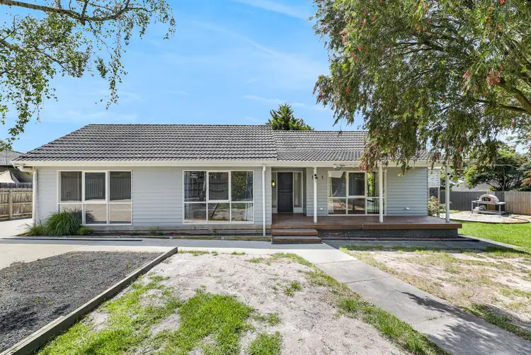 6 Slingsby Avenue, Beaconsfield VIC 3807