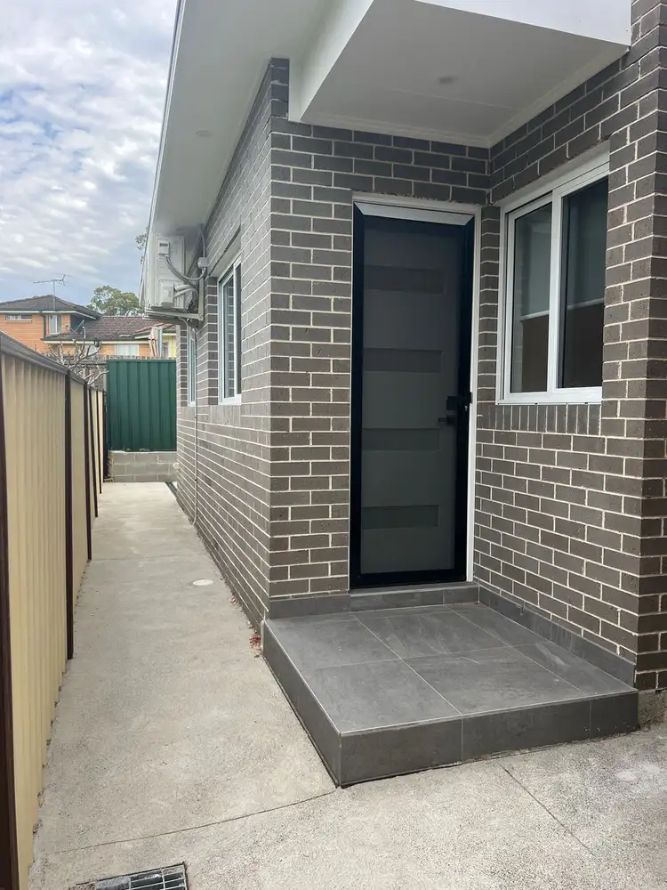 8A Barooga Avenue, Bradbury NSW 2560