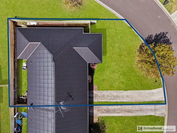 Second view of Homely semi-detached listing, 25B Sundown Drive, Kelso NSW 2795