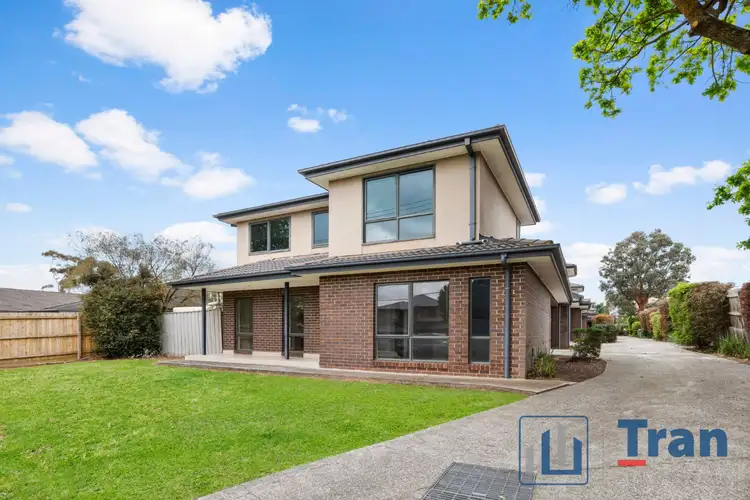 1/8 Karingal Street, Croydon North VIC 3136
