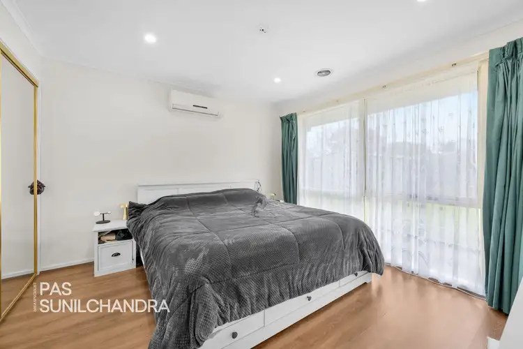 Fifth view of Homely house listing, 6 Ashdale Court, Hampton Park VIC 3976