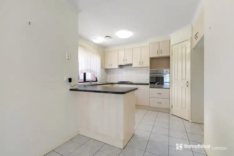 Fifth view of Homely house listing, 10 Dublin Place, Traralgon VIC 3844