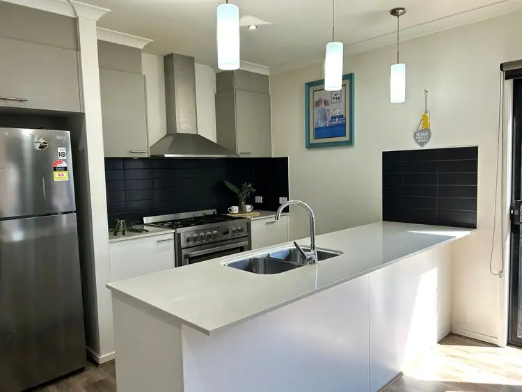 Fifth view of Homely house listing, 3 Lance Terrace, Cranbourne East VIC 3977