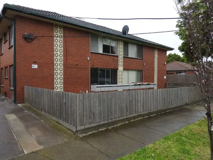 8/8 Burnewang Street, Albion VIC 3020