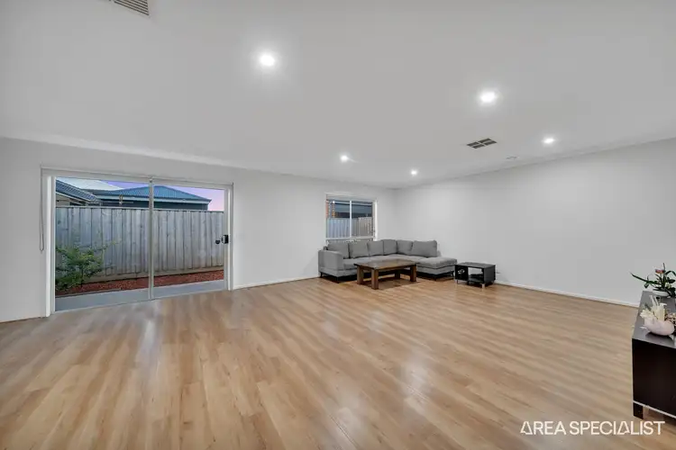 Sixth view of Homely house listing, 37 Hourigan Way, Werribee VIC 3030