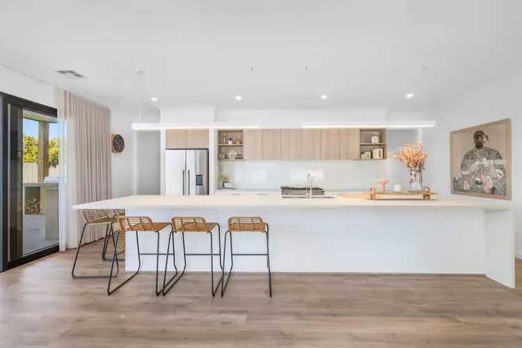 10 Alan George Terrace, Somerville VIC 3912