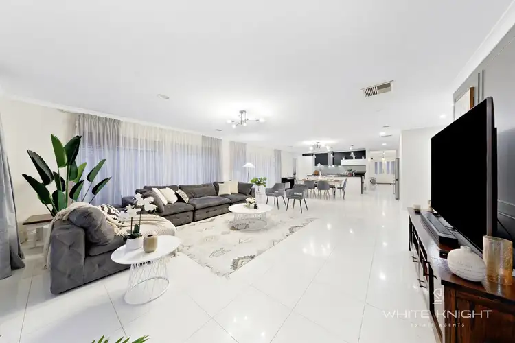 Fifth view of Homely house listing, 86 Tenterfield Drive, Burnside Heights VIC 3023