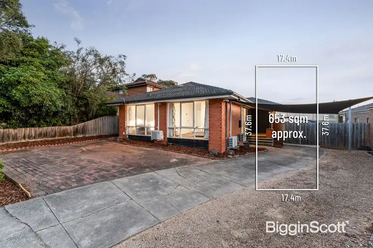 7 Stanton Street, Doncaster VIC 3108