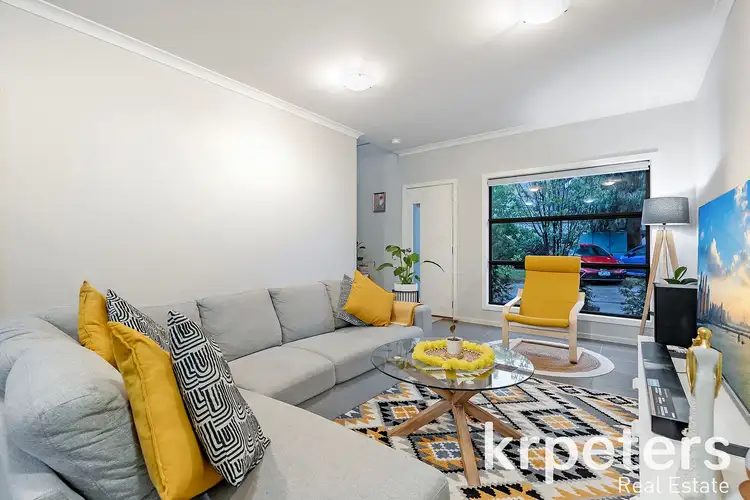 Fifth view of Homely townhouse listing, 33 Zeta Circuit, Cranbourne North VIC 3977
