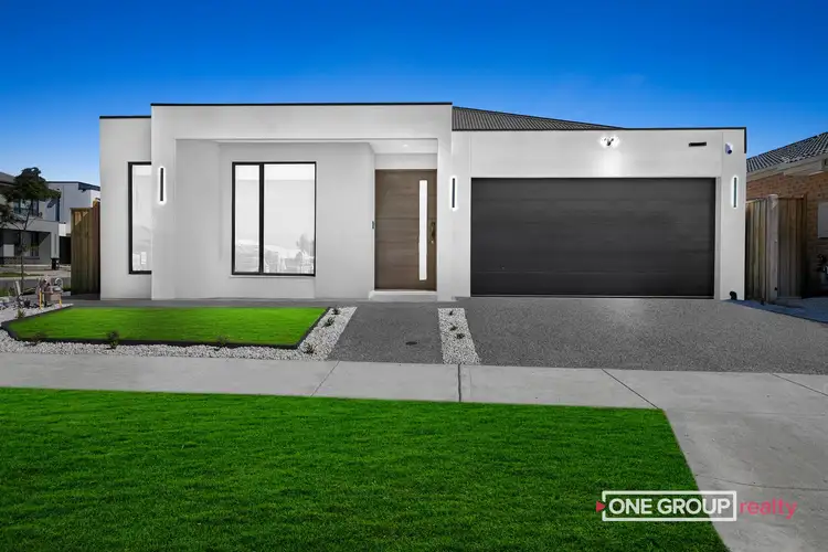 10 Bentons Way, Mickleham VIC 3064