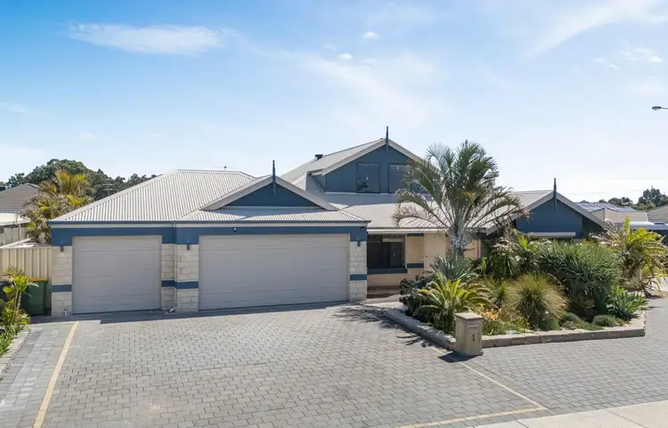 1 Greenwich Parade, Canning Vale WA 6155