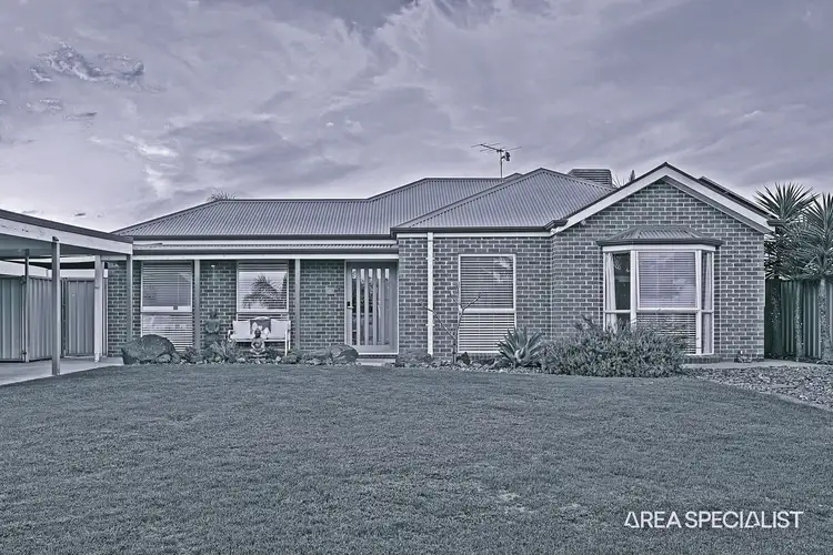 9 Hollywood Boulevard