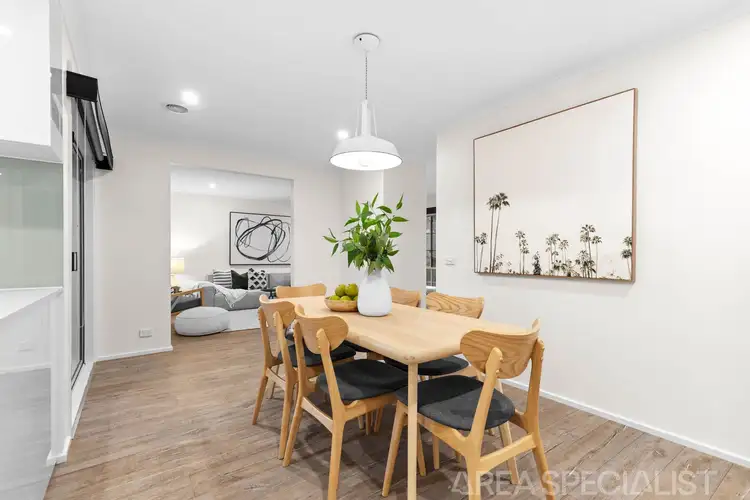 Fifth view of Homely house listing, 33 Hornsby Drive, Langwarrin VIC 3910