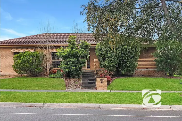 40 Struan Avenue, Endeavour Hills VIC 3802