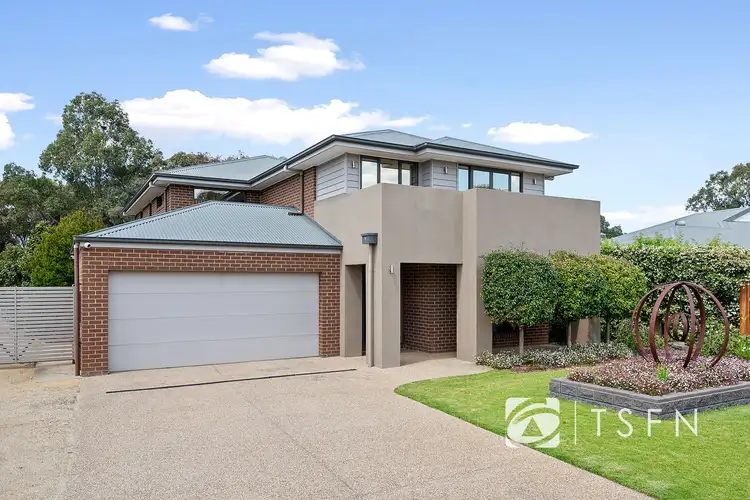 16 Regent Street, Strathfieldsaye VIC 3551