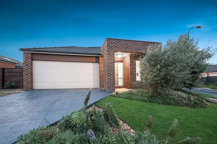 78 Selandra Boulevard, Clyde North VIC 3978