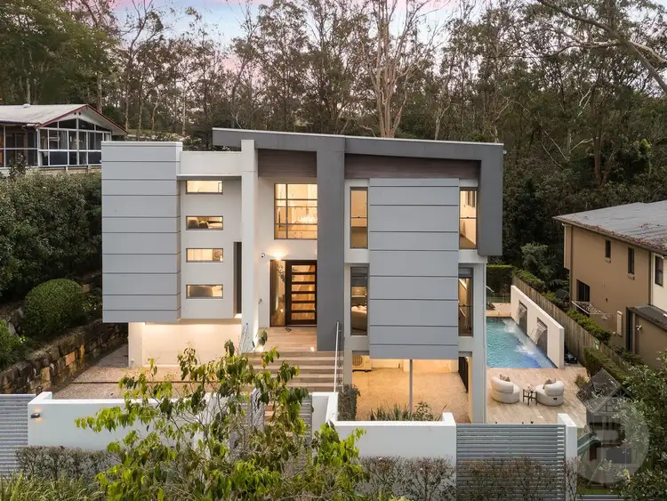 8 Thiesfield Street, Fig Tree Pocket QLD 4069