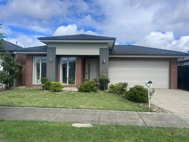 24 Spartan Avenue, Clyde North VIC 3978
