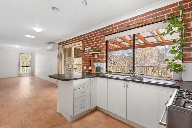 28 Cousins Place, Bathurst NSW 2795