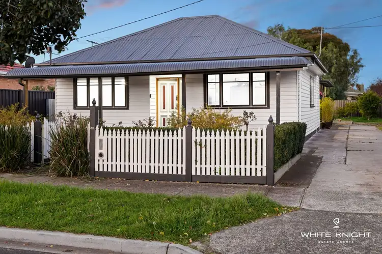 30 Erica Avenue, St Albans VIC 3021