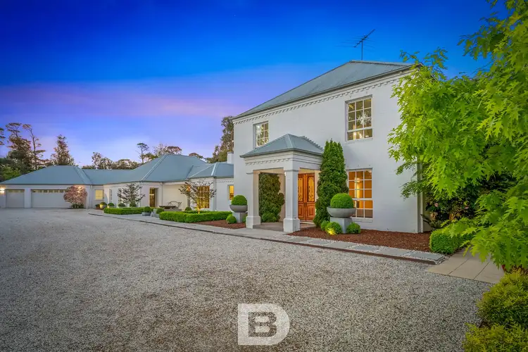 17 Manorina Way, Macedon VIC 3440