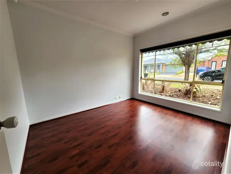 Fifth view of Homely house listing, 10 Braeside Walk, Caroline Springs VIC 3023