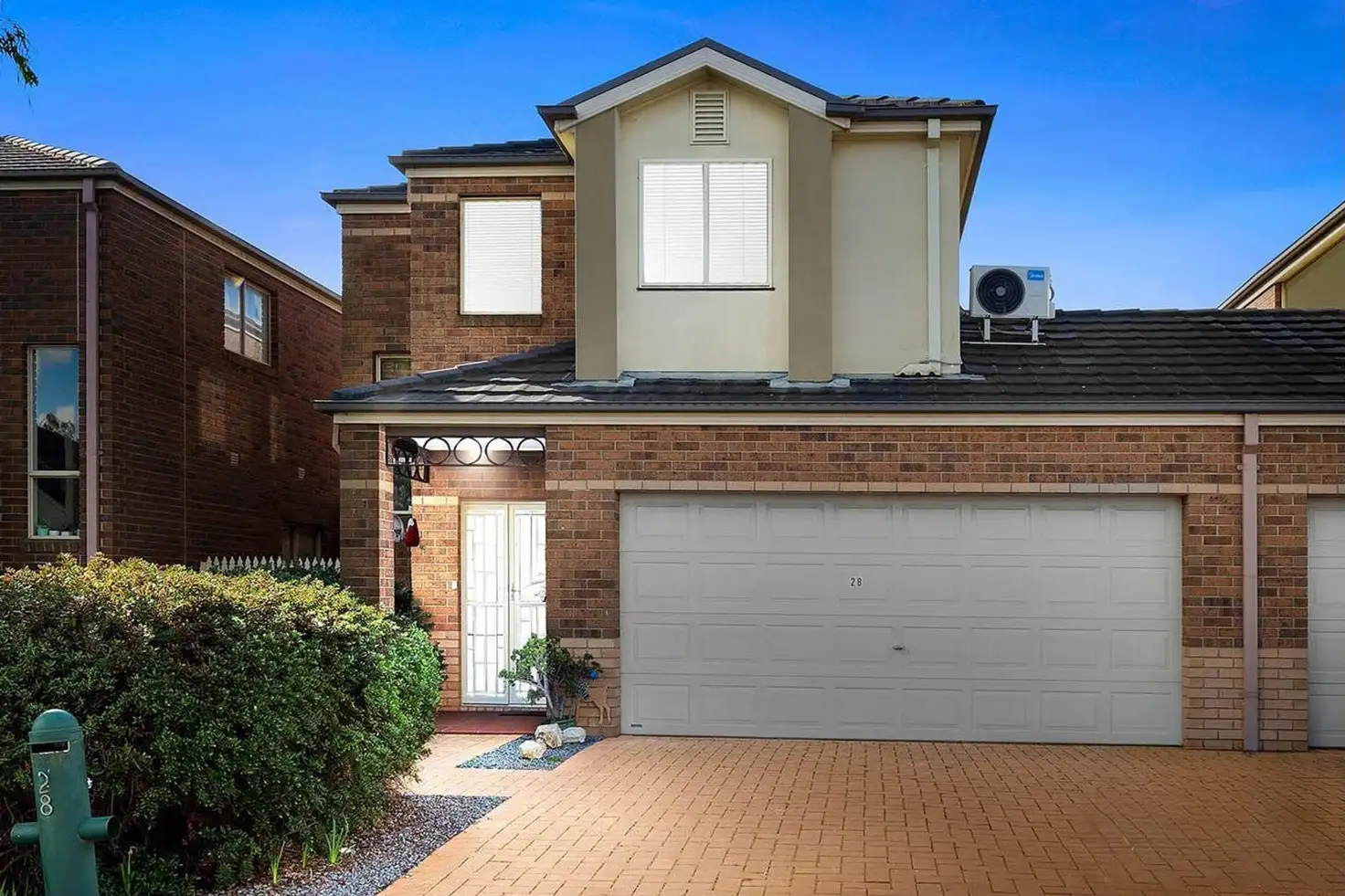 Main view of Homely townhouse listing, 28 Amberlea Circuit, Taylors Hill VIC 3037