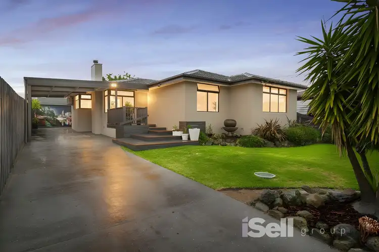 11 Elisabeth Avenue, Springvale South VIC 3172