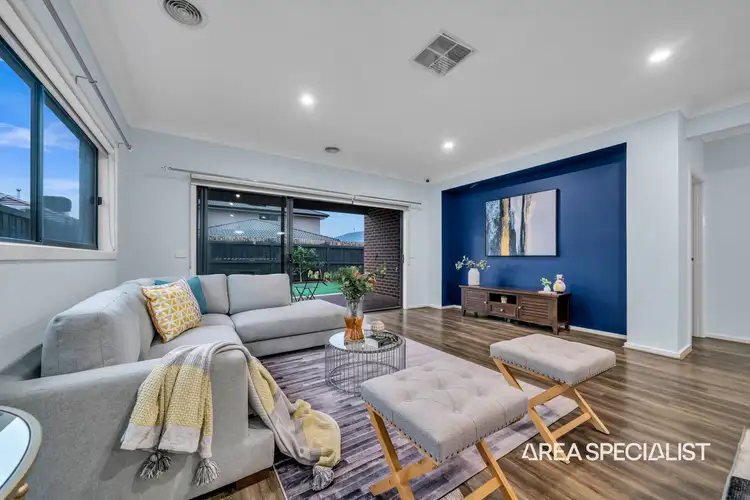 84 Modern Crescent, Tarneit VIC 3029