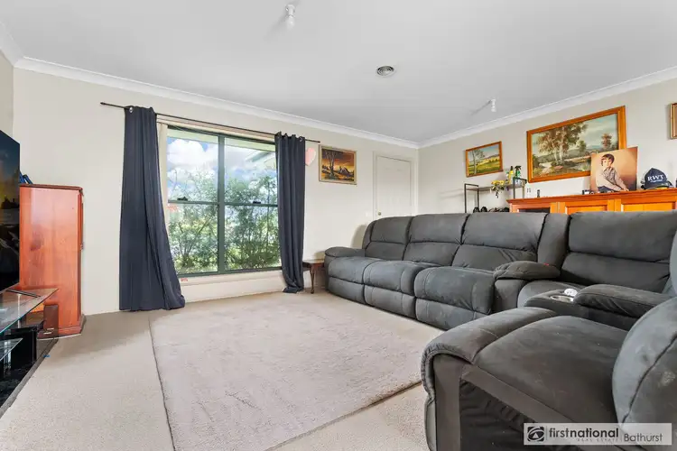 Second view of Homely house listing, 7 Diamond Close, Kelso NSW 2795