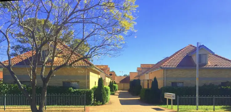 2/41-43 Jamison Road, Kingswood NSW 2747