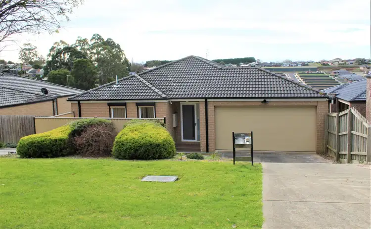 1/35 Victoria Street, Drouin VIC 3818