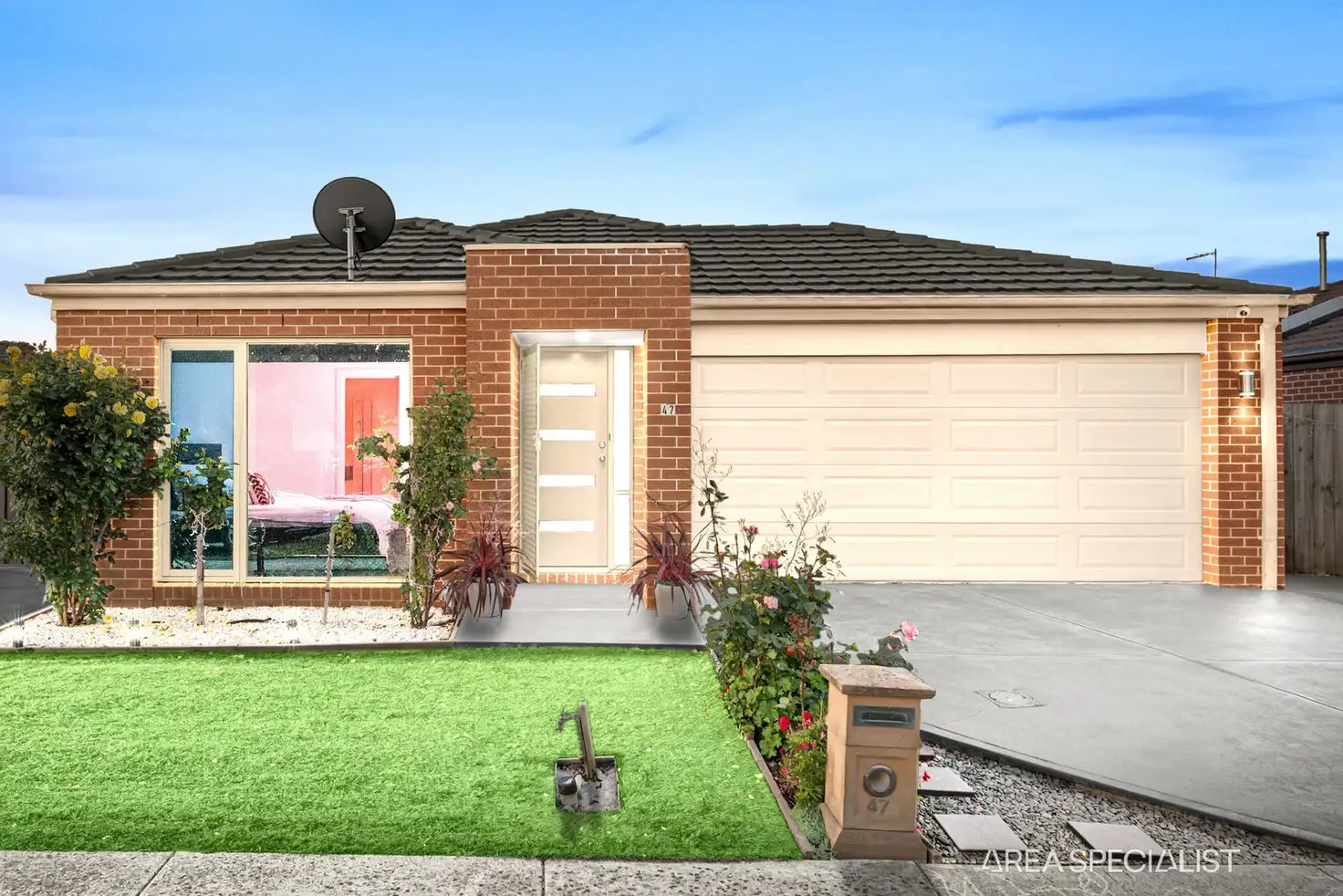 Main view of Homely house listing, 47 MELISSA WAY, Pakenham VIC 3810