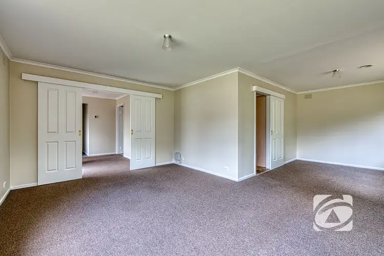 Fifth view of Homely house listing, 18 Penrith Court, Berwick VIC 3806