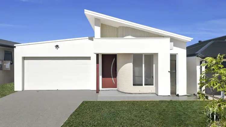 26 Powderbark Crescent, Mickleham VIC 3064