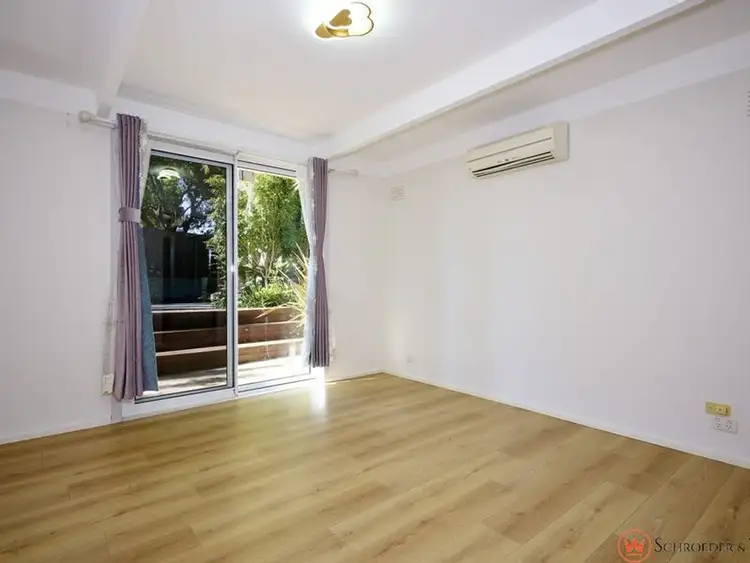 Fifth view of Homely house listing, 5 Bromley Close, Ferntree Gully VIC 3156