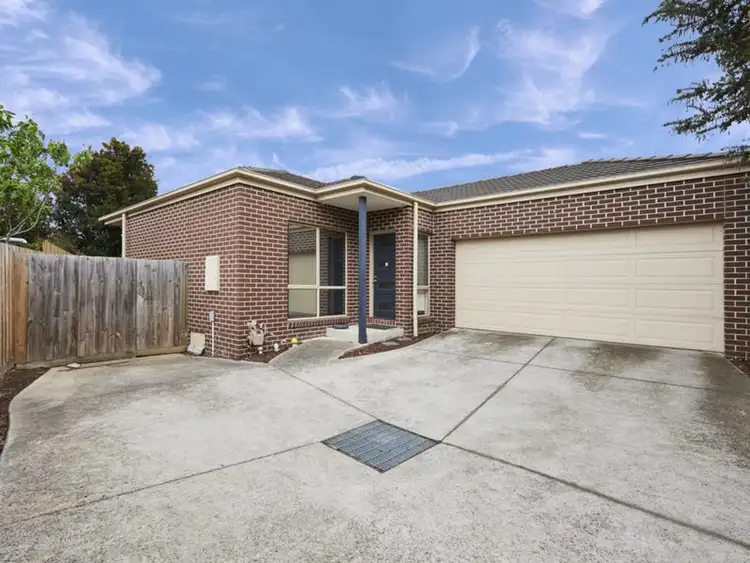 2/67 Harley Street North, Knoxfield VIC 3180