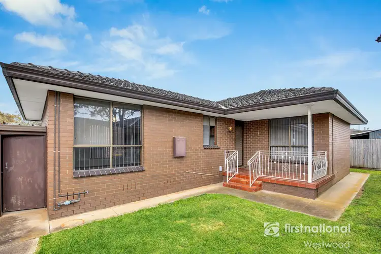 2/10 Herbert Avenue, Hoppers Crossing VIC 3029