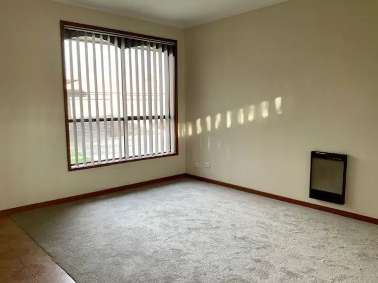 Fifth view of Homely unit listing, 2/10 Herbert Avenue, Hoppers Crossing VIC 3029