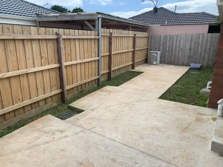 Fifth view of Homely house listing, 3 Miles Court, Cranbourne VIC 3977